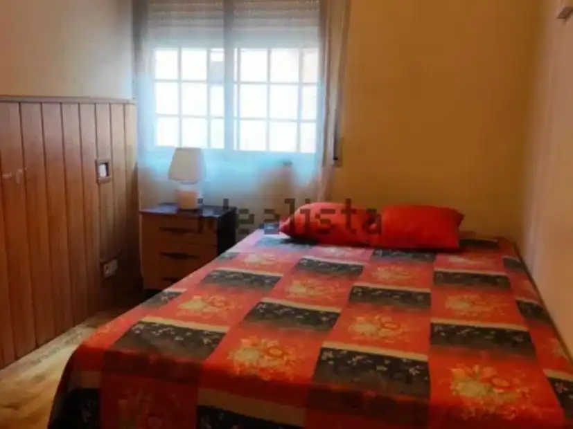 Dormitori de Planta baixa per a compartir en Alcobendas amb Aire condicionat, Calefacció i Moblat