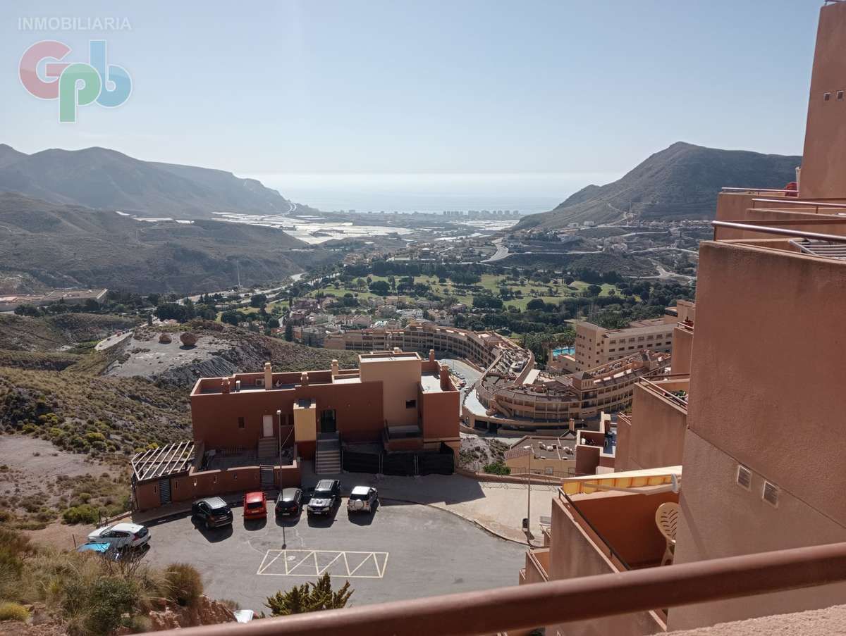 Apartment to rent in Las Encinas, La Envía