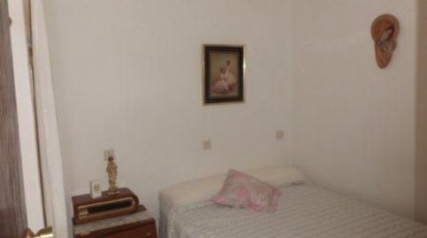 CASA EN VILLANUEVA DEL REY. 
Casa compuesta por: 2 dormitorios, 1 salón comedor, 1 baño, cocina, patio, trastero. Tiene el tejado, imatge 4