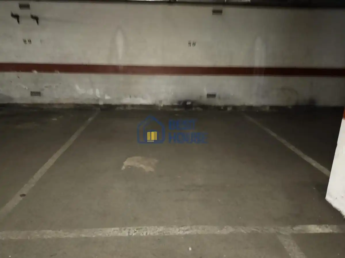 Parking of Apartments for rent in San Andrés del Rabanedo  with Heating, Parquet flooring and Furnished