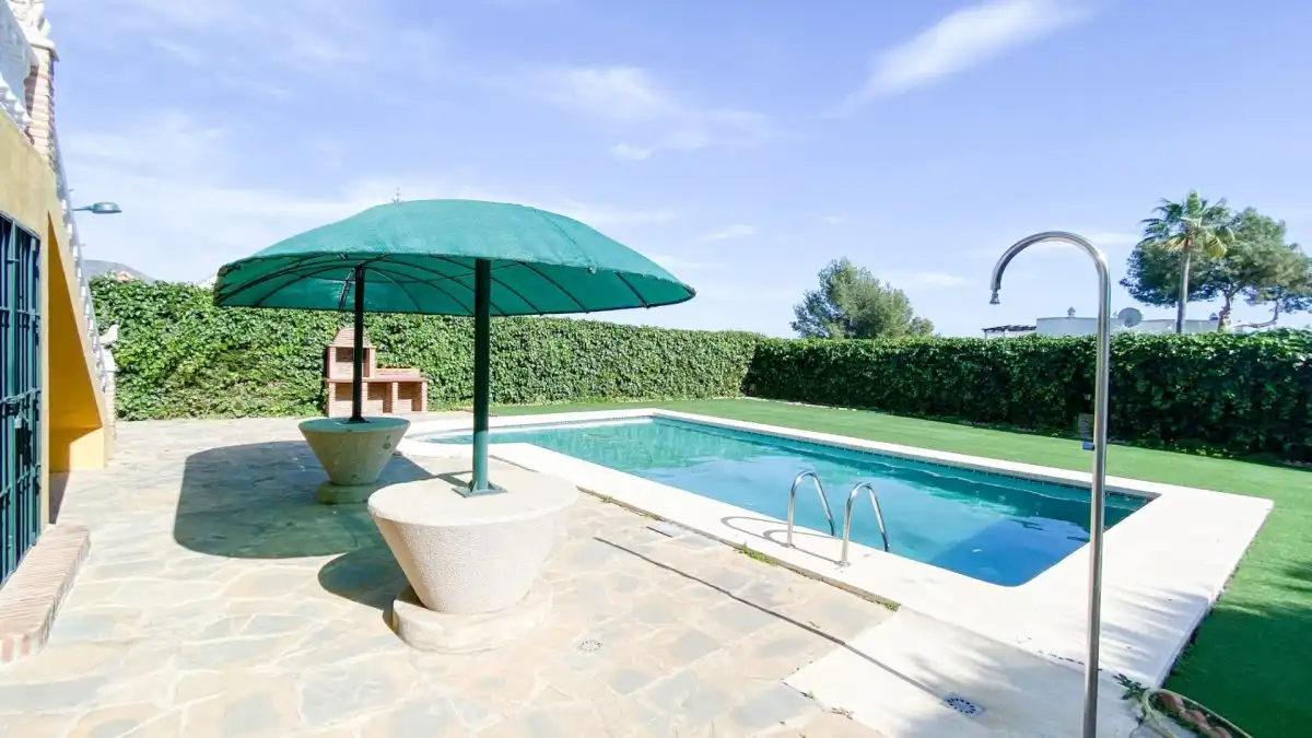 Piscina de Casa o chalet en venta en Mijas con Calefacción, Jardín privado y Terraza