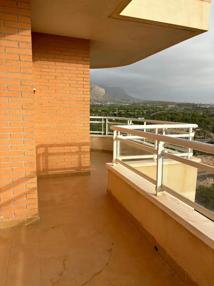 Terrassa de Apartament de lloguer en Benidorm amb Aire condicionat, Calefacció i Terrassa