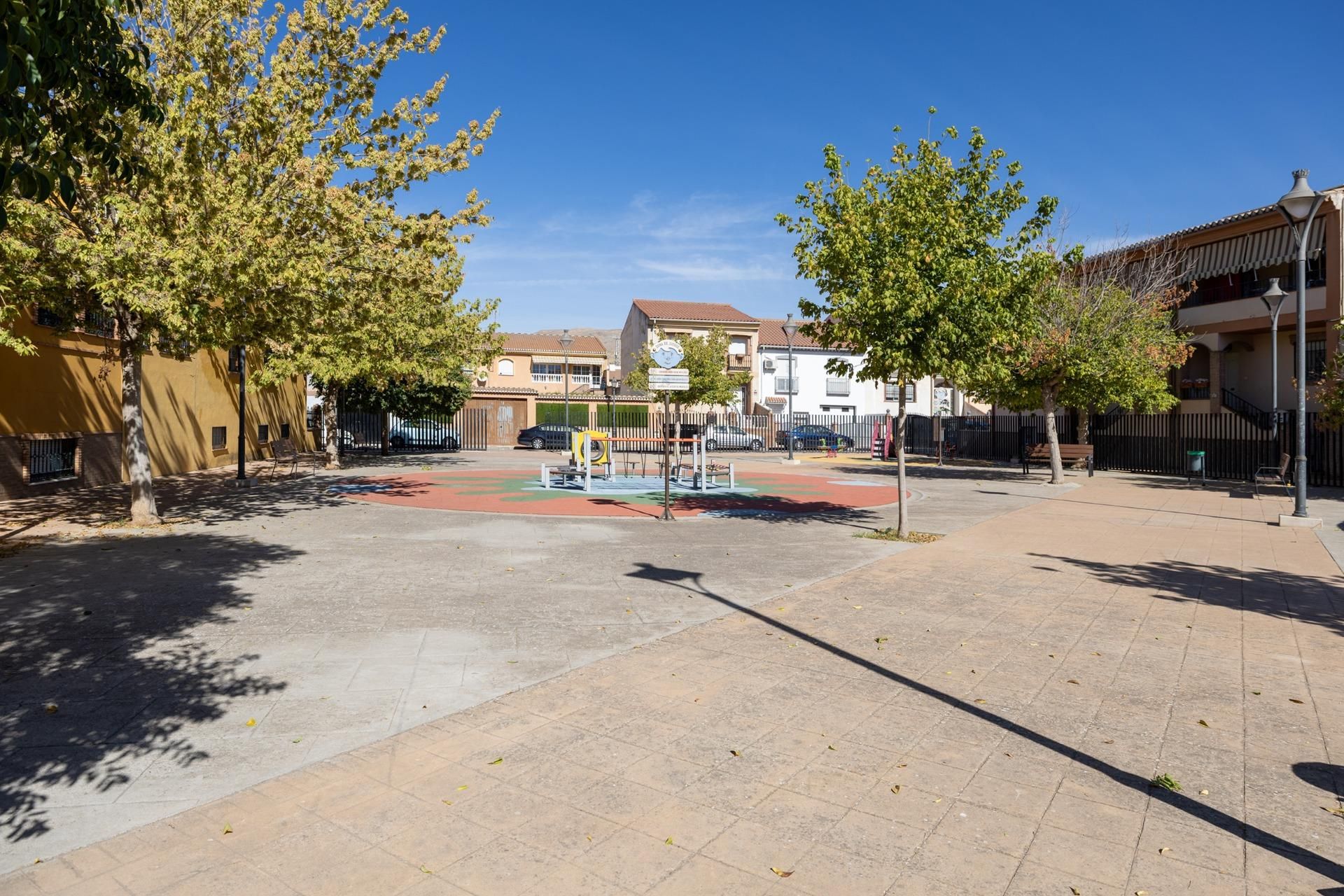 Exterior view of House or chalet for sale in Atarfe  with Air Conditioner, Terrace and Storage room