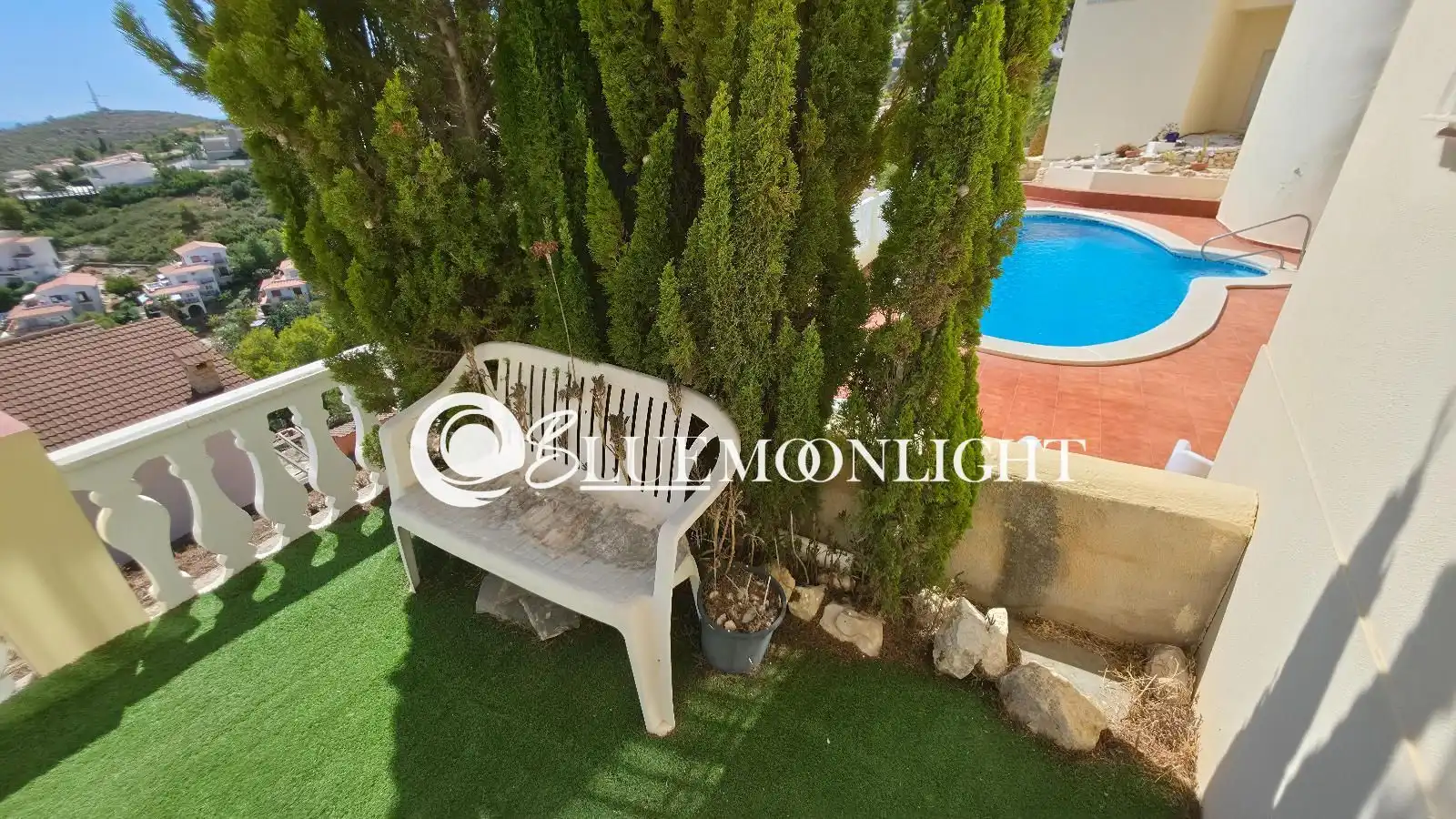 Vista exterior de Dúplex en venta en Peñíscola / Peníscola con Aire acondicionado, Calefacción y Jardín privado