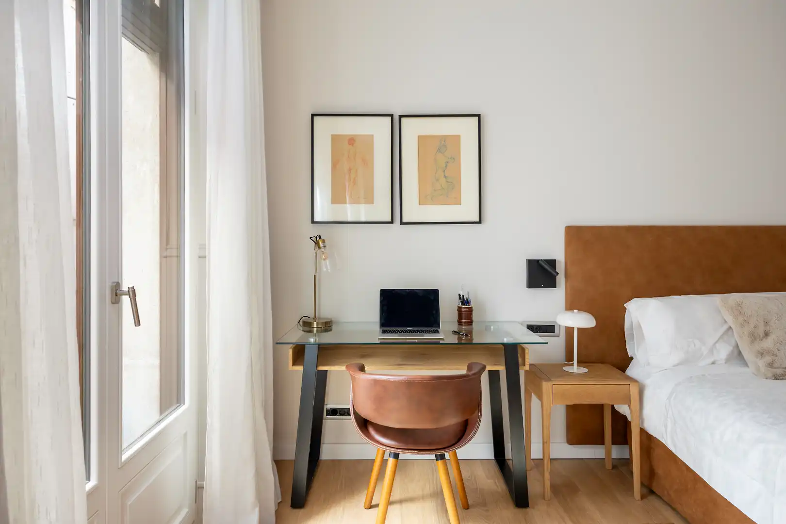 Dormitori de Apartament de lloguer en Barcelona amb Aire condicionat, Calefacció i Parquet