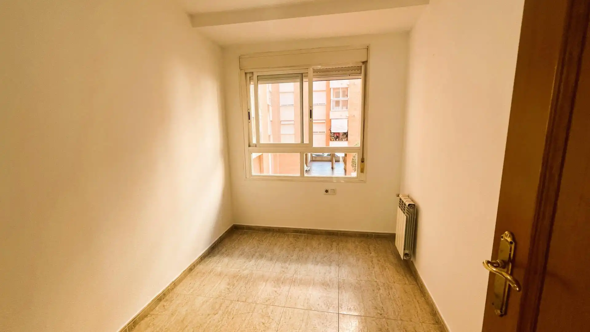 Piso con terraza en venta en Calle BERNAT ARTOLA 21, imagen 17