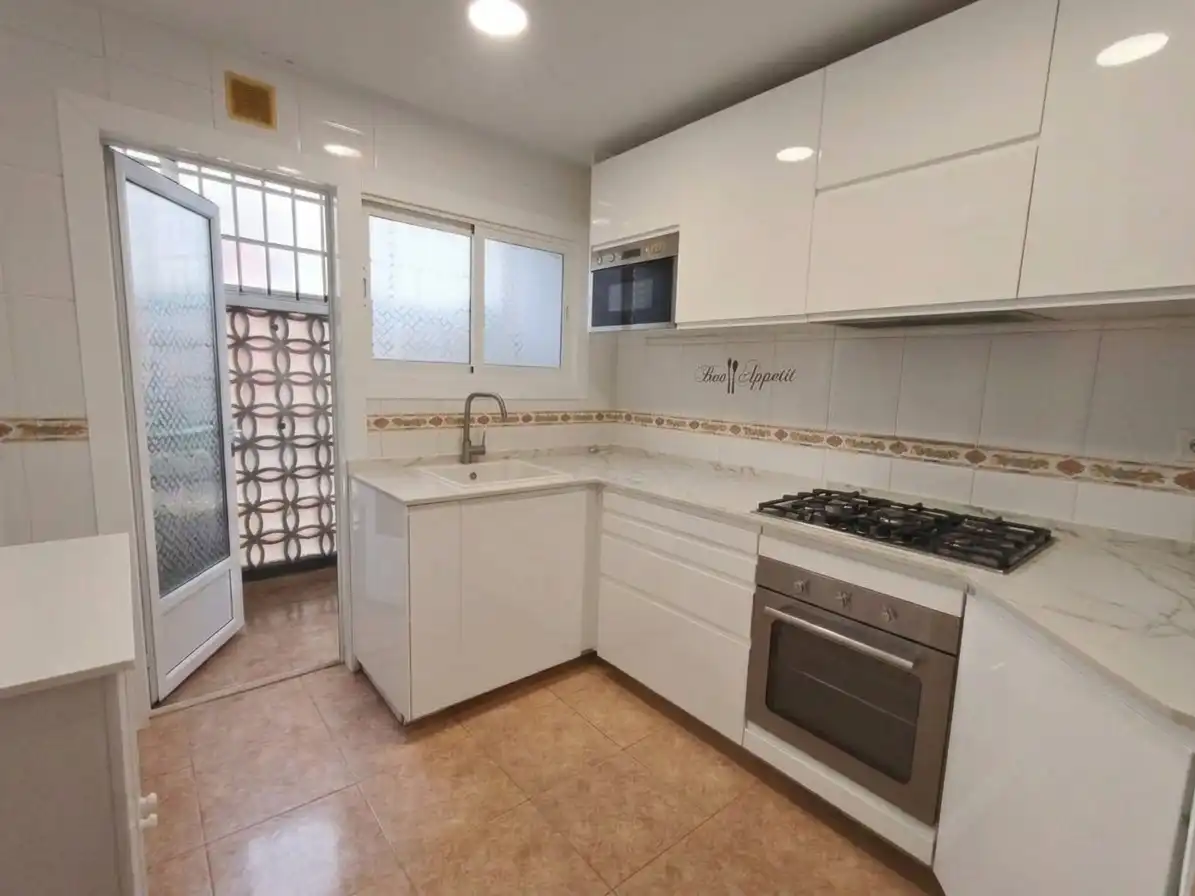 Cocina de Piso en venta en Calella con Aire acondicionado, Calefacción y Terraza