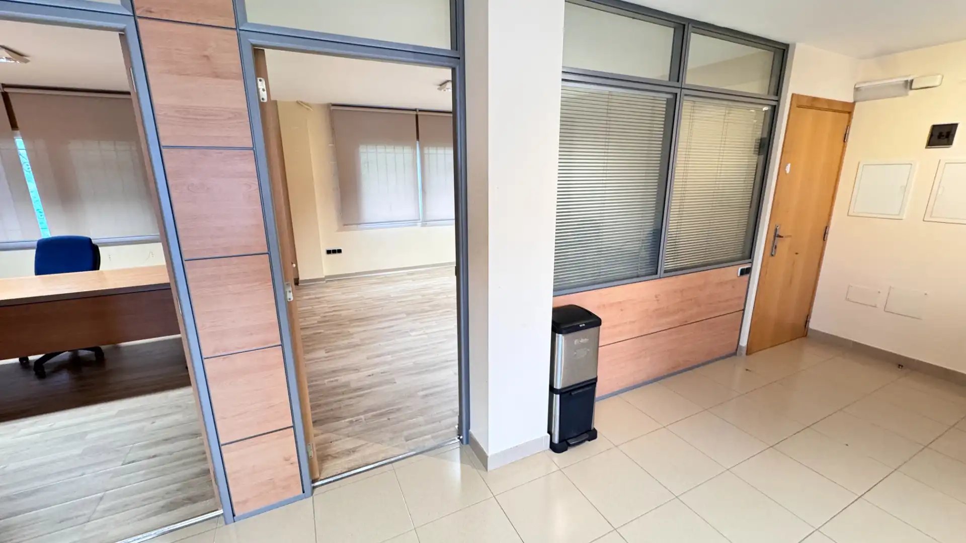 Büro zur Miete in Arteixo mit Terrasse, Möbliert und Balkon