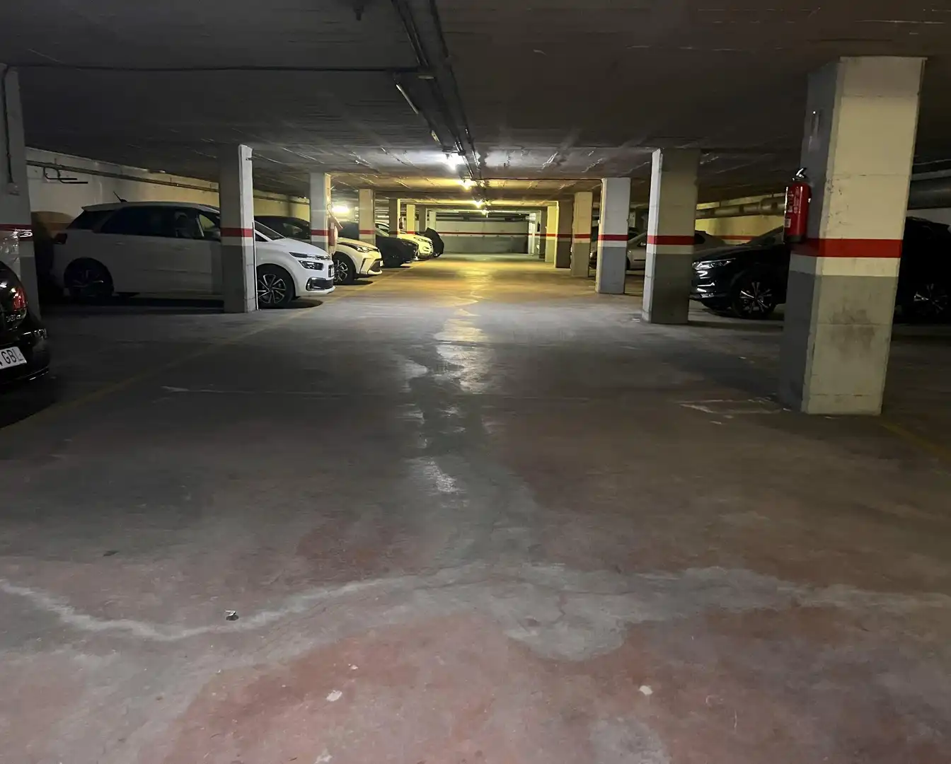Einzelparkplatz zum Verkauf in Calle AMADEU VIVES 2, imagen 5