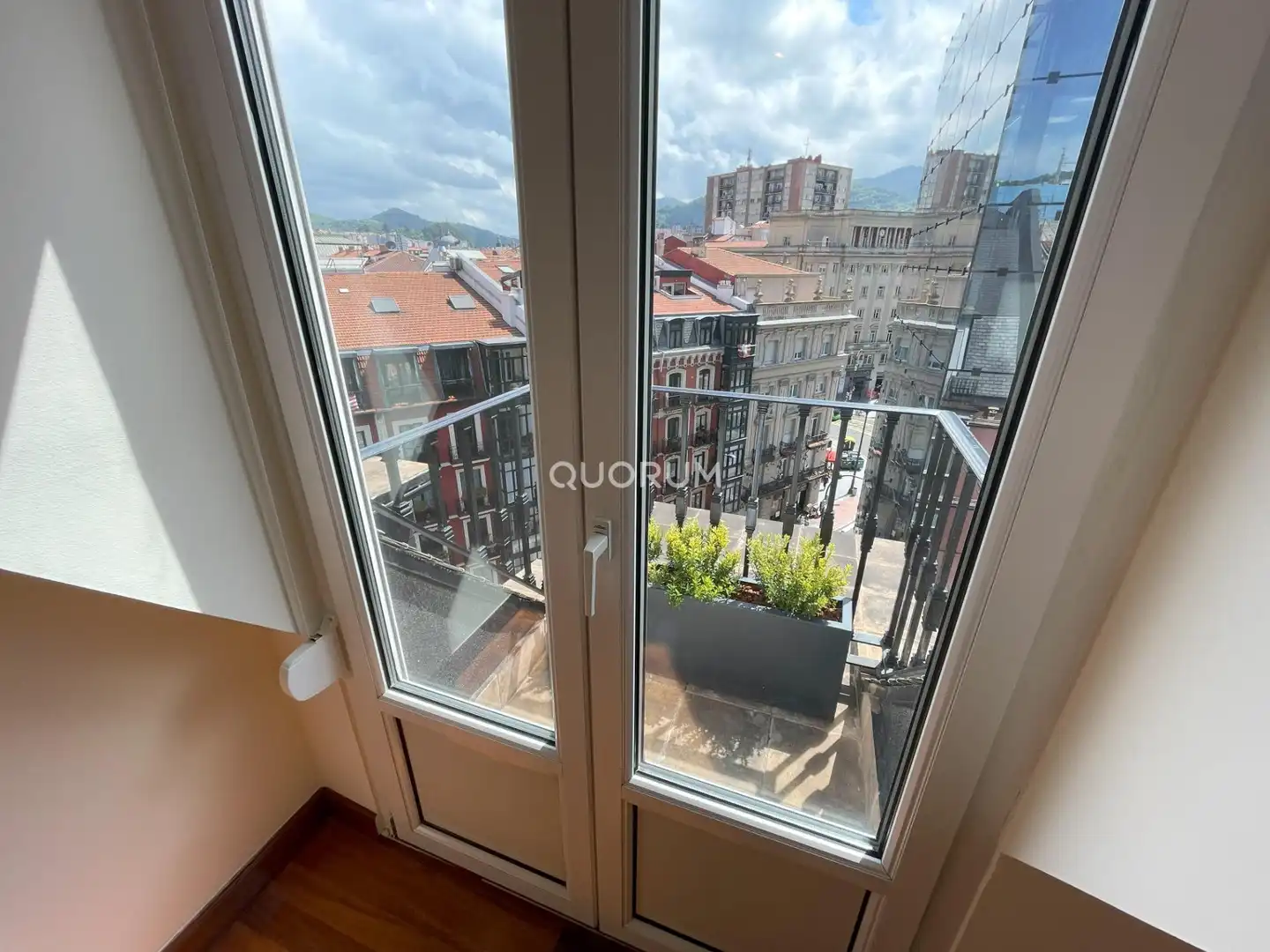 Balcony of Flat for rent in Bilbao   with Heating, Terrace and Balcony