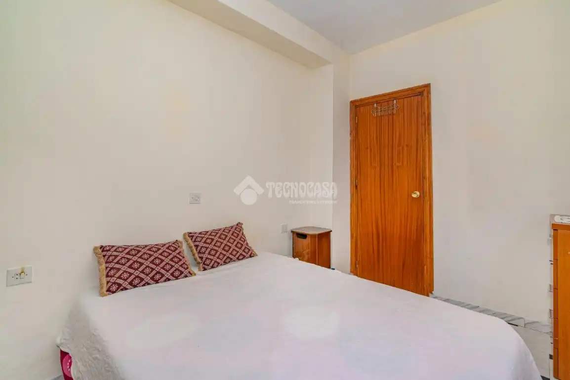 Habitación de Casa o chalet en venta en Loja