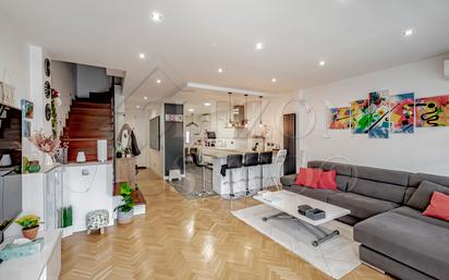 Living room of Single-family semi-detached for sale in Boadilla del Monte  with Air Conditioner