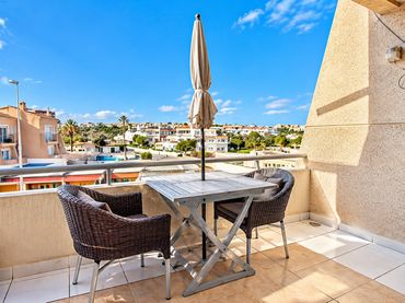 Apartament amb piscina en venda a La Mata