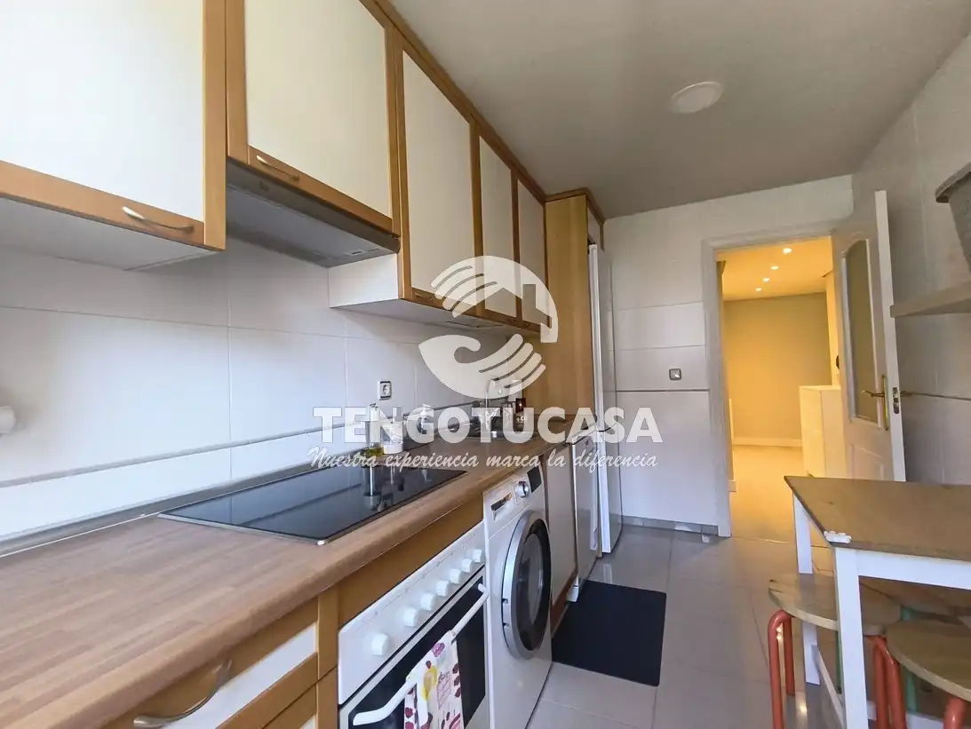 Kitchen of Flat for rent in Madrid  with Air Conditioner, Heating and Terrace