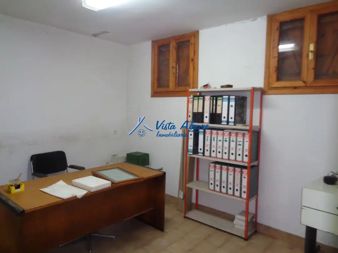 Edificio en venta en Villabuena de Álava / Eskuernaga