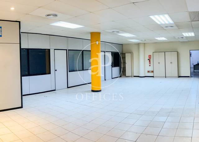 Oficina en Alquiler en Carrer de Salvador Espriu en La Vila Olímpica del Poblenou
