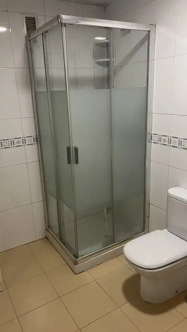 Badezimmer von Maisonette zum Verkauf in Ponferrada