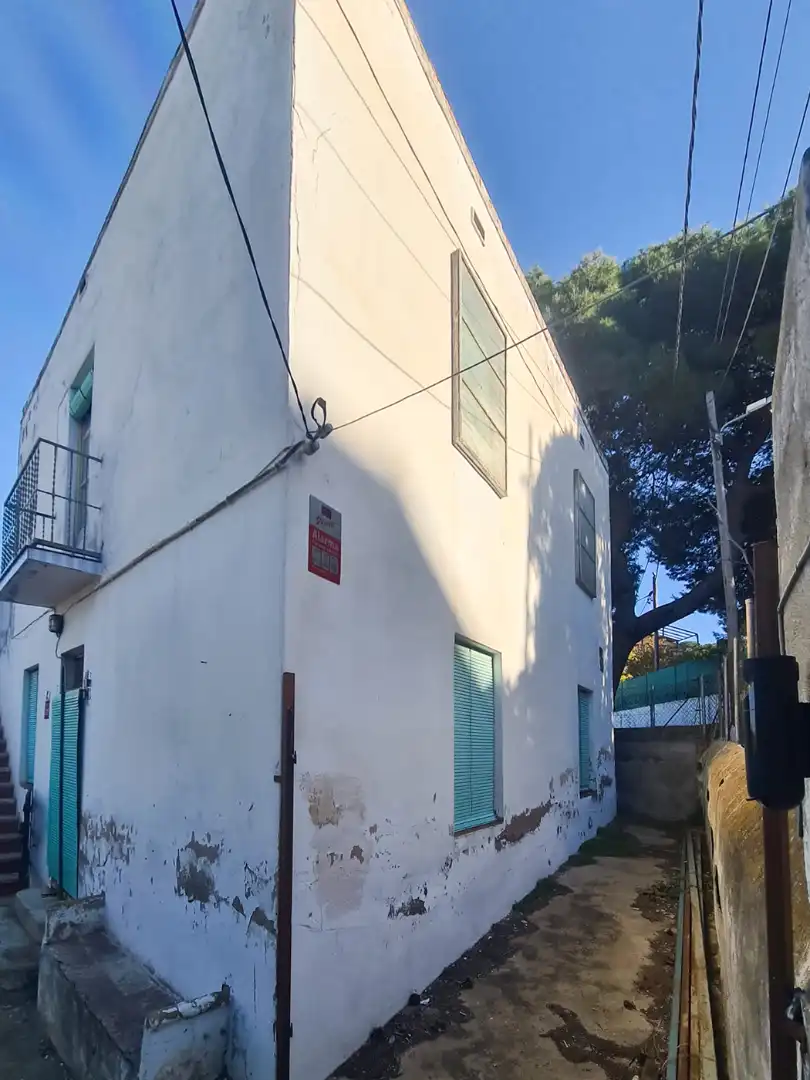 Vista exterior de Casa o xalet en venda en Tarragona amb Jardí privat i Terrassa