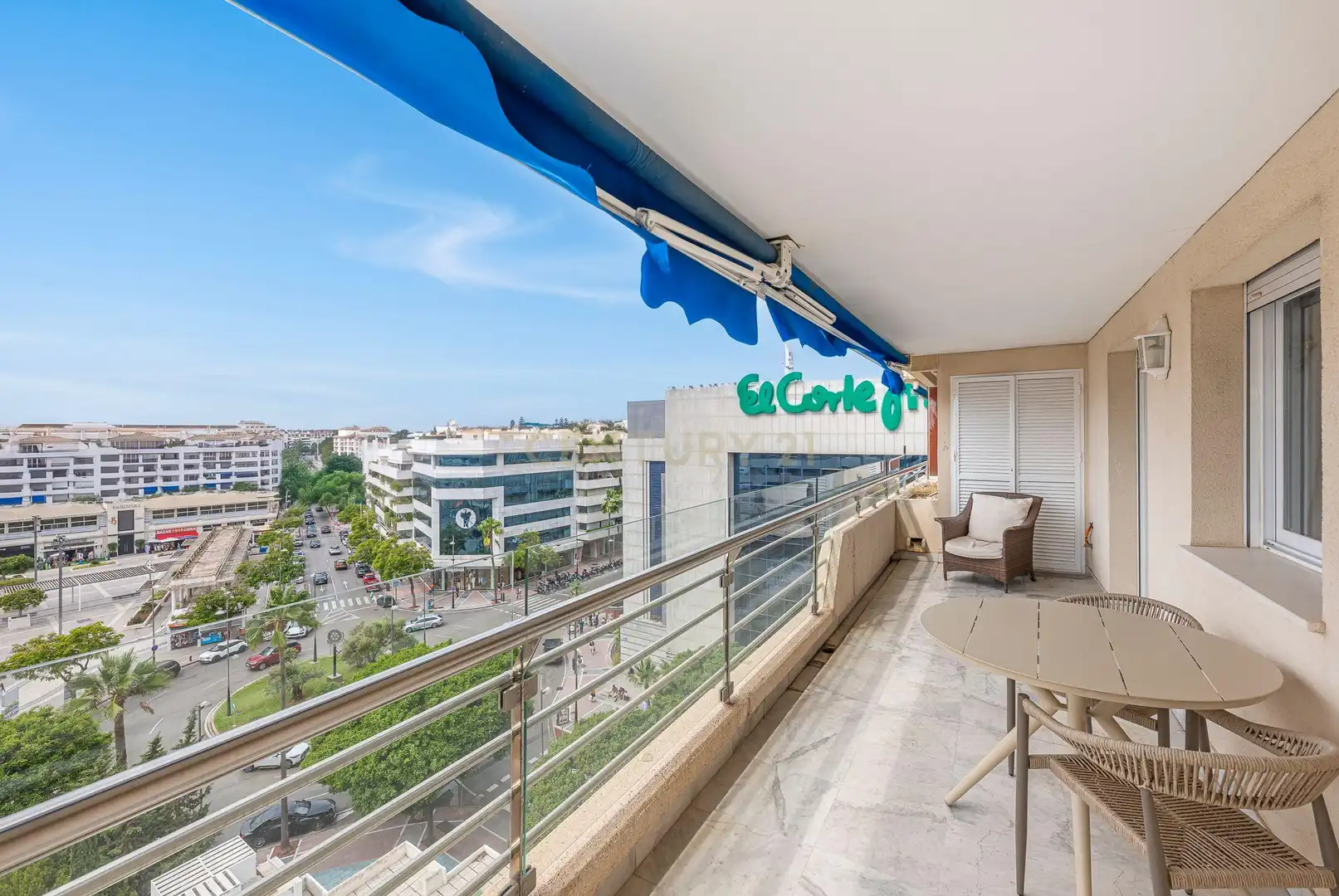 Mini appartamento con piscina in vendita a Calle Ramón Areces, Marbella, Spain Marina Banús 2, imagen 25
