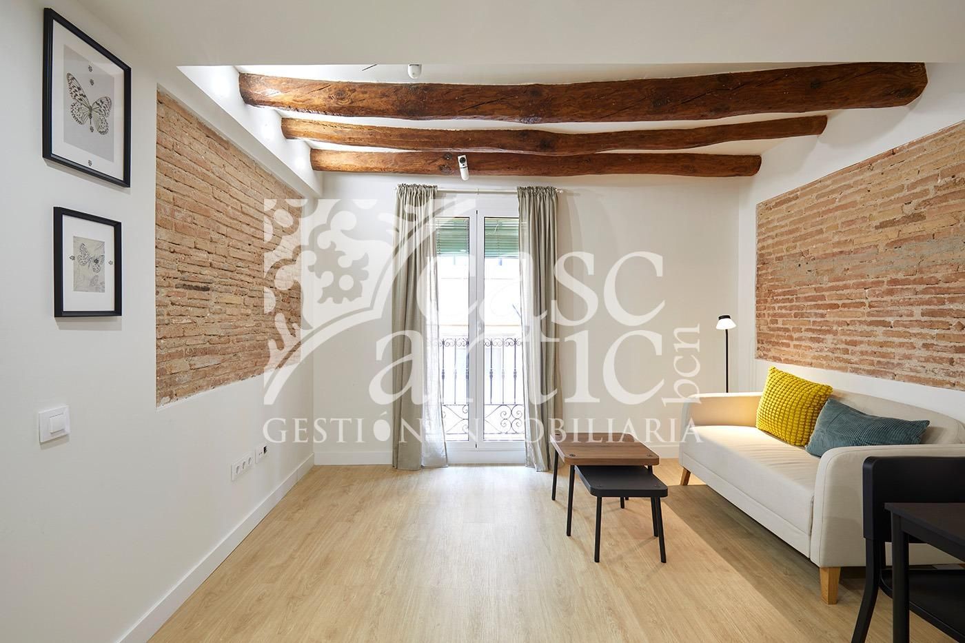Bedroom of Flat for sale in  Barcelona Capital  with Balcony