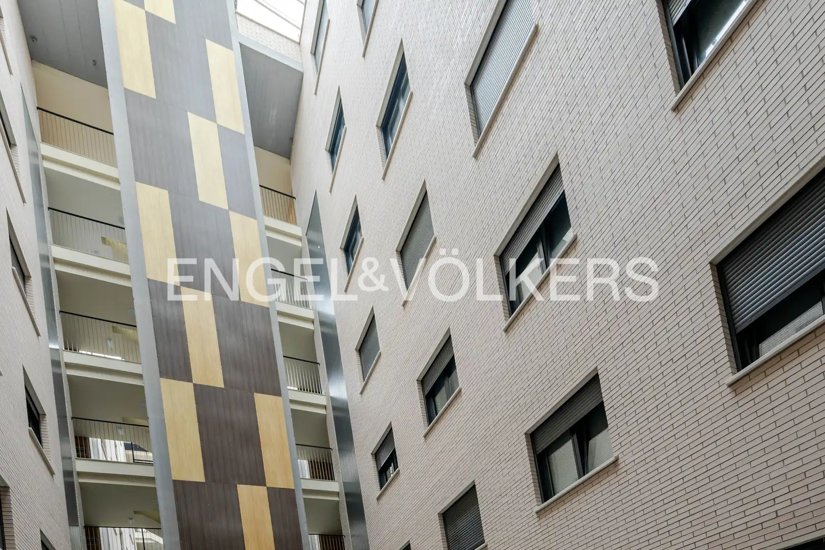 Vista exterior de Piso en venta en Astigarraga con Calefacción, Jardín privado y Terraza
