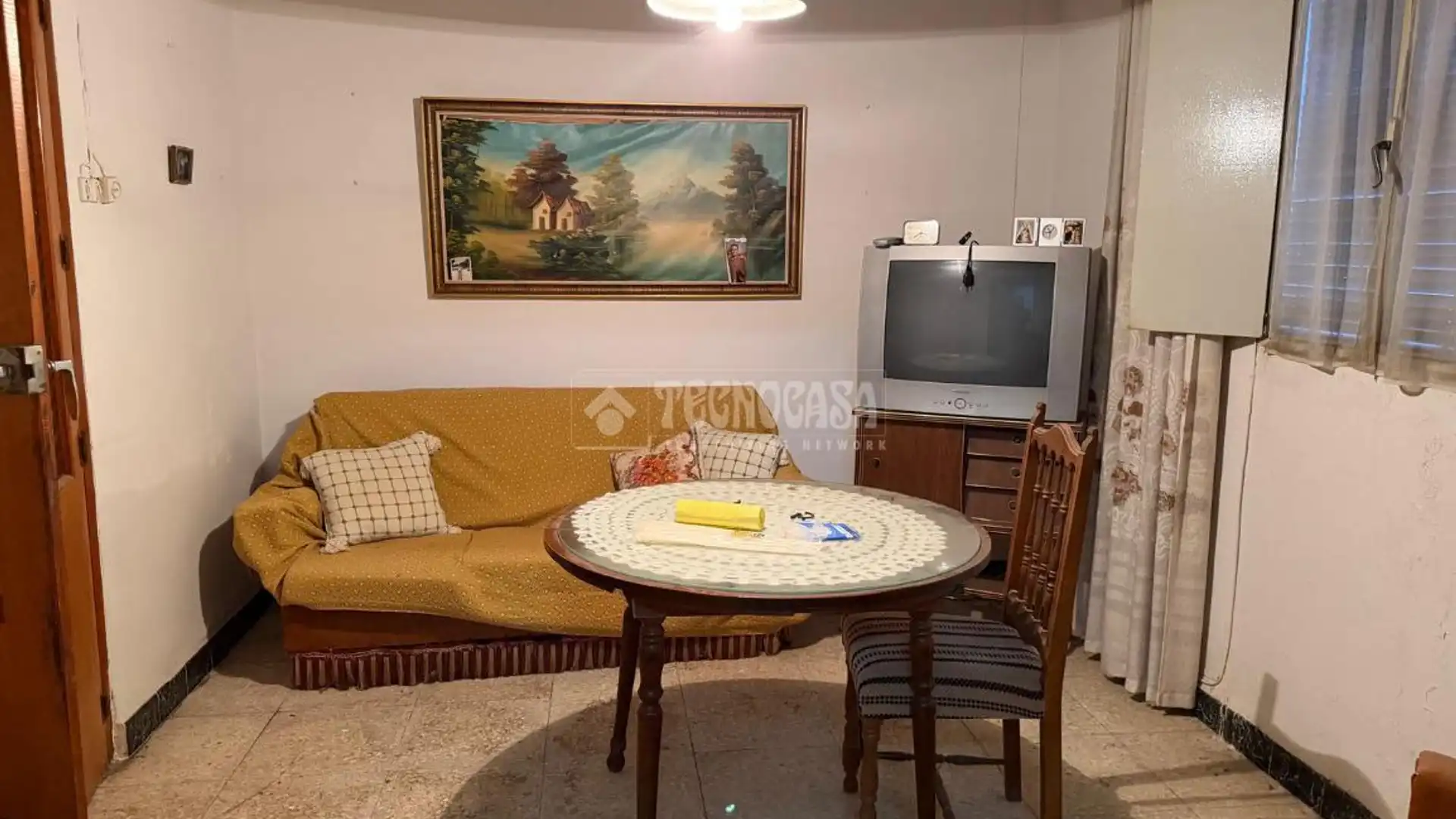 Sala d'estar de Casa o xalet en venda en Begíjar amb Moblat i Balcó