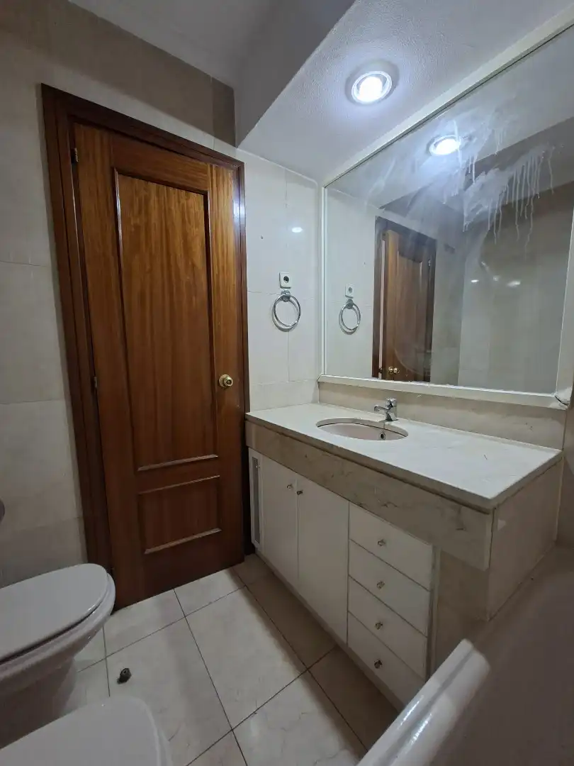 Baño de Piso en venta en Montigalà - Sant Crist