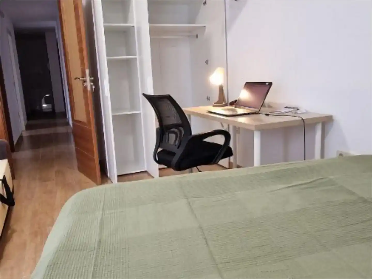 Habitación de Piso para compartir en Argés con Amueblado