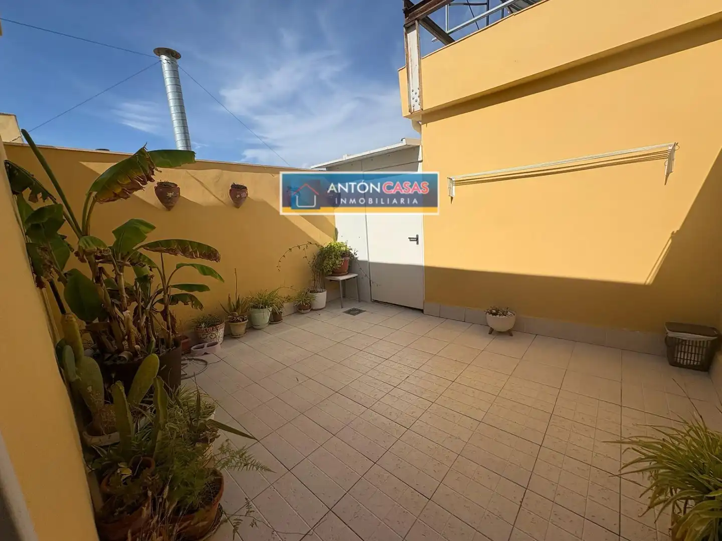 Terrace of Duplexes for sale in Novelda  with Air Conditioner, Terrace and Storage room