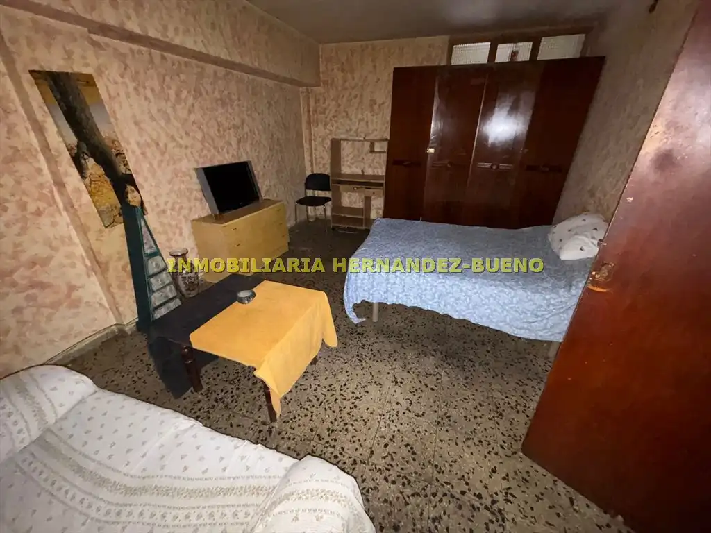 Habitación de Local en venta en Salamanca