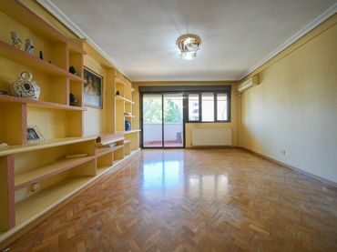 Piso con ascensor en venta en Calle de Castilla la Vieja