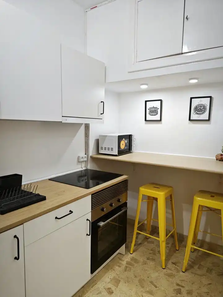 Habitación en San Esteban, Barrio de Peral - San Félix