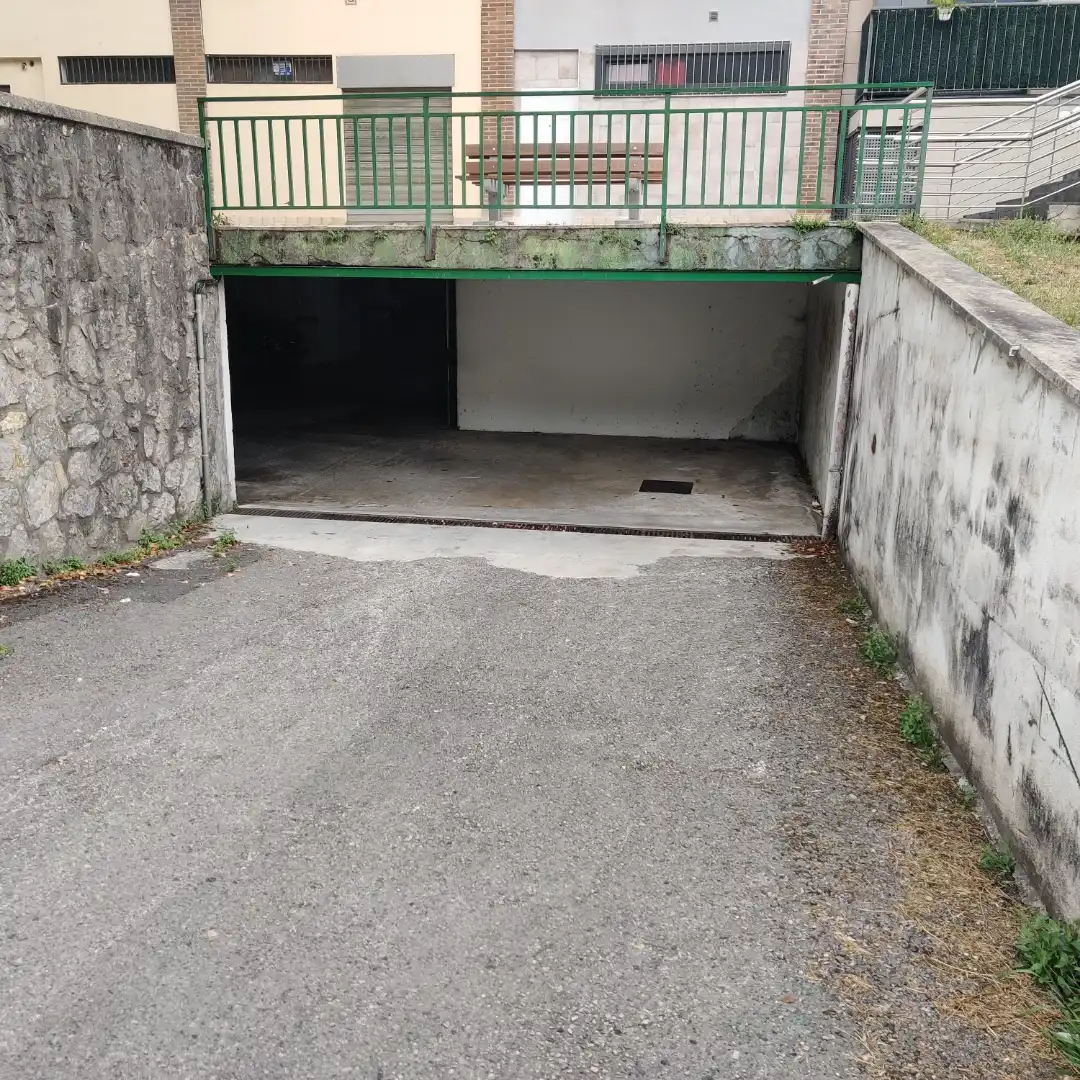 Parking de Garaje de alquiler en Ibarra