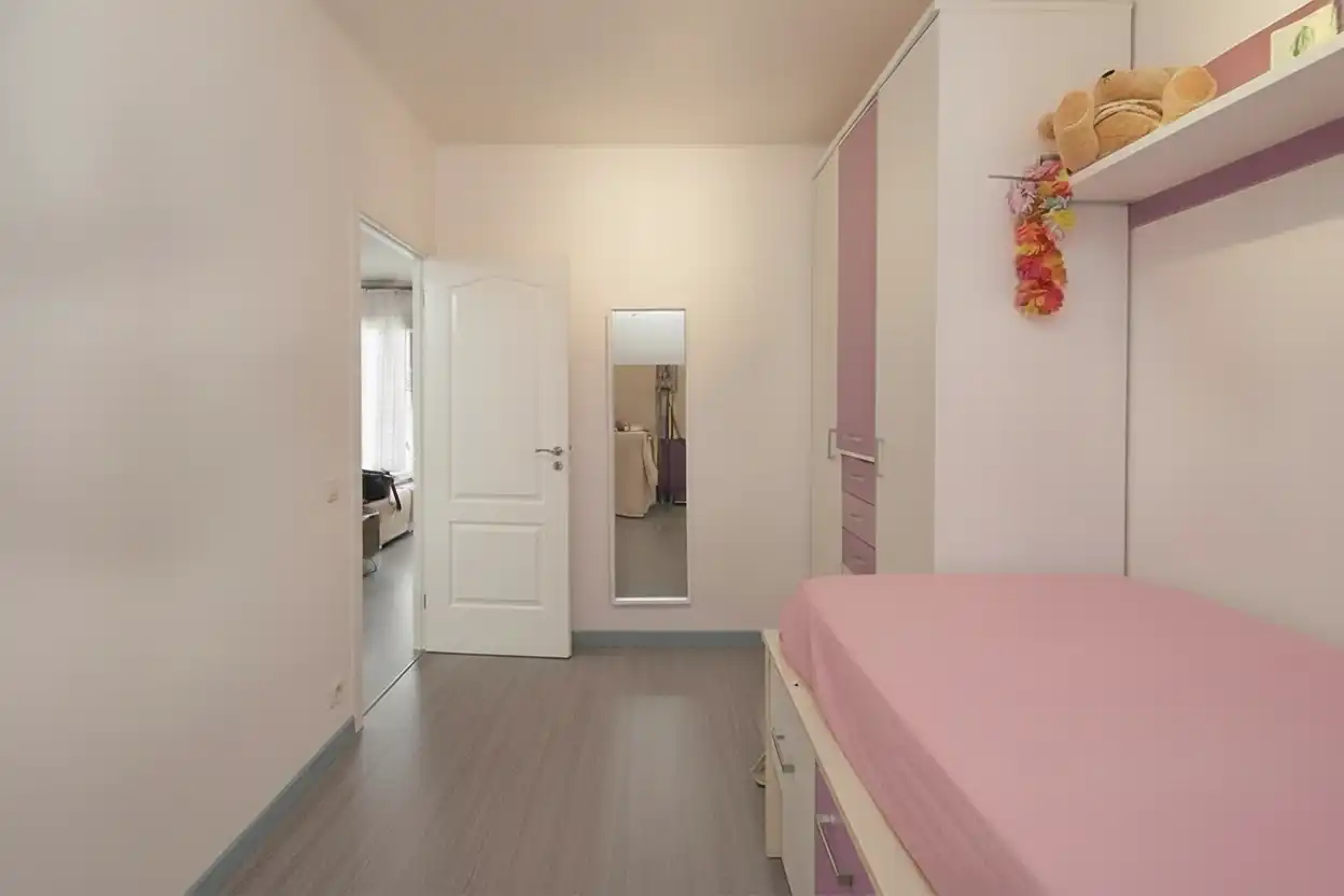 Habitación de Piso en venta en L'Hospitalet de Llobregat con Calefacción y Balcón