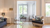 Sala d'estar de Apartament en venda en  Madrid Capital amb Aire condicionat