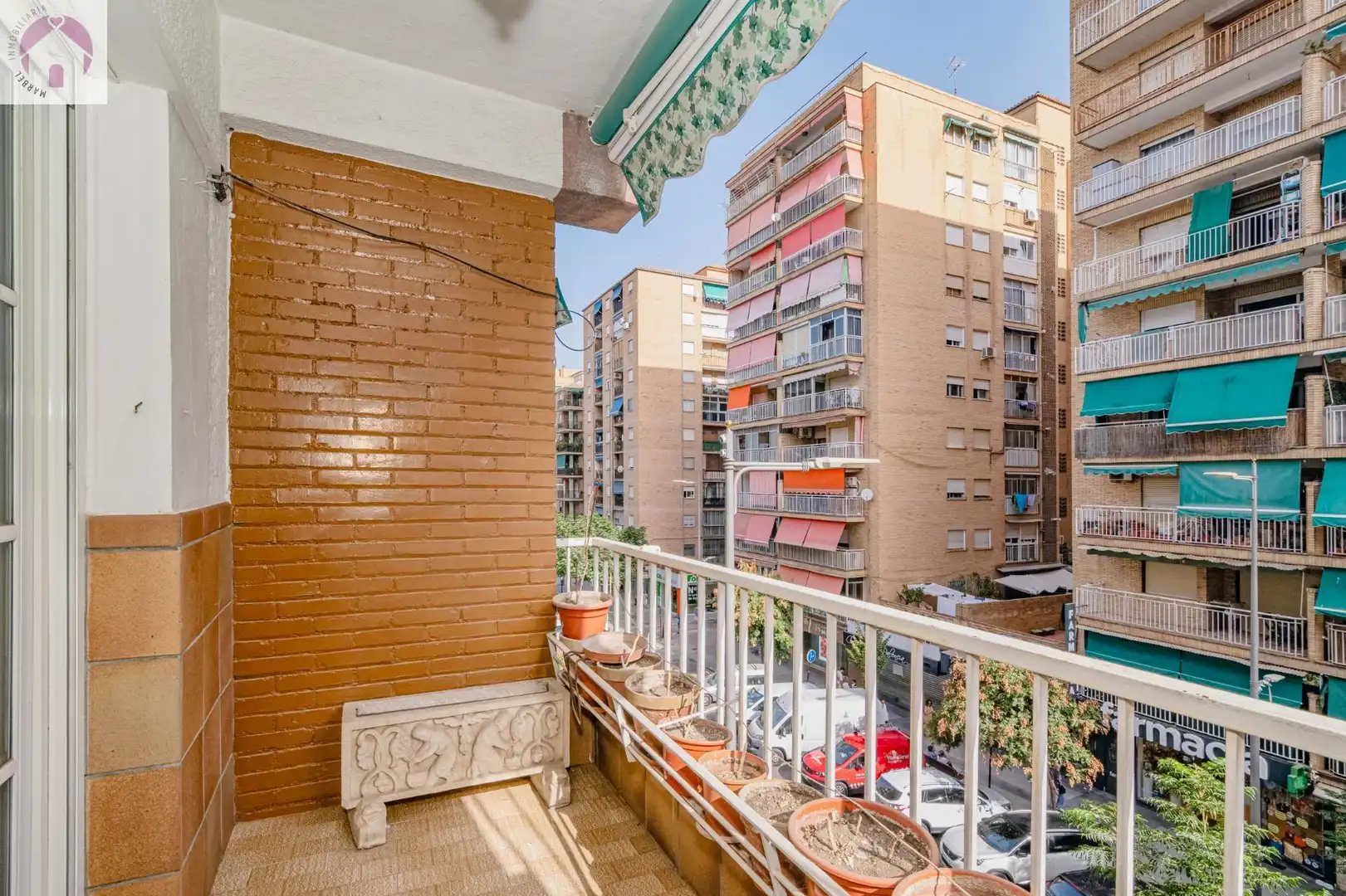 Piso con terraza en venta en Zaidín