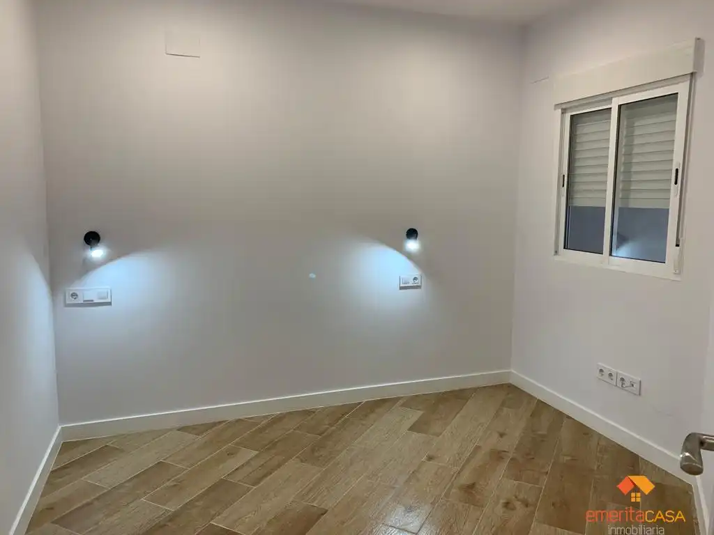 Apartamento de alquiler en Mérida con Aire acondicionado, Trastero y Balcón