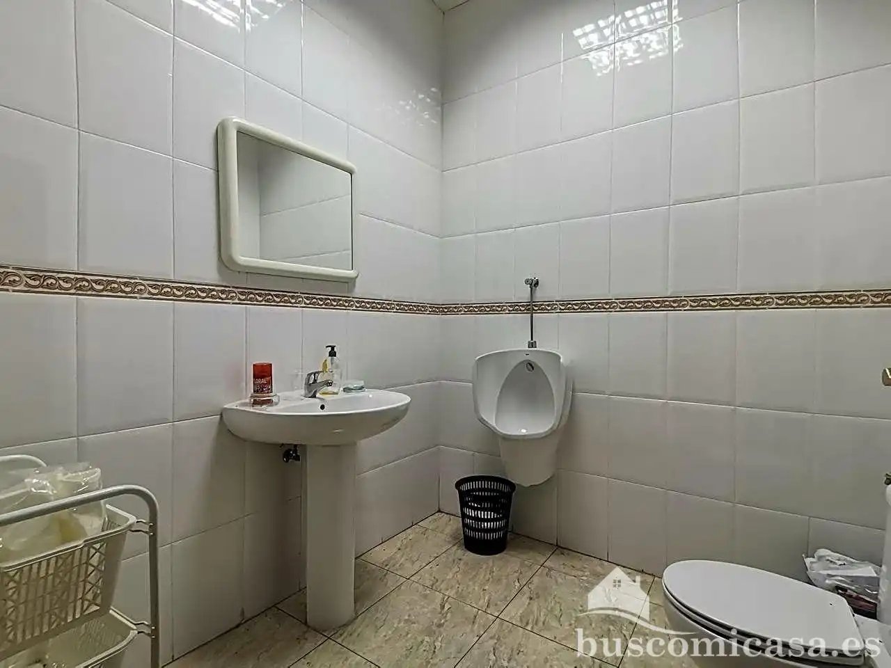 Baño de Local en venta en Linares con Aire acondicionado y Amueblado