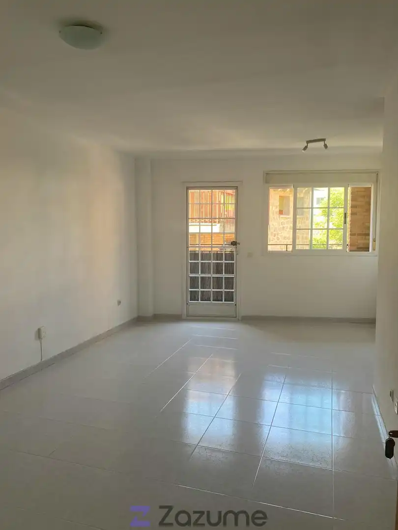 Flat for rent in Casa Amarilla