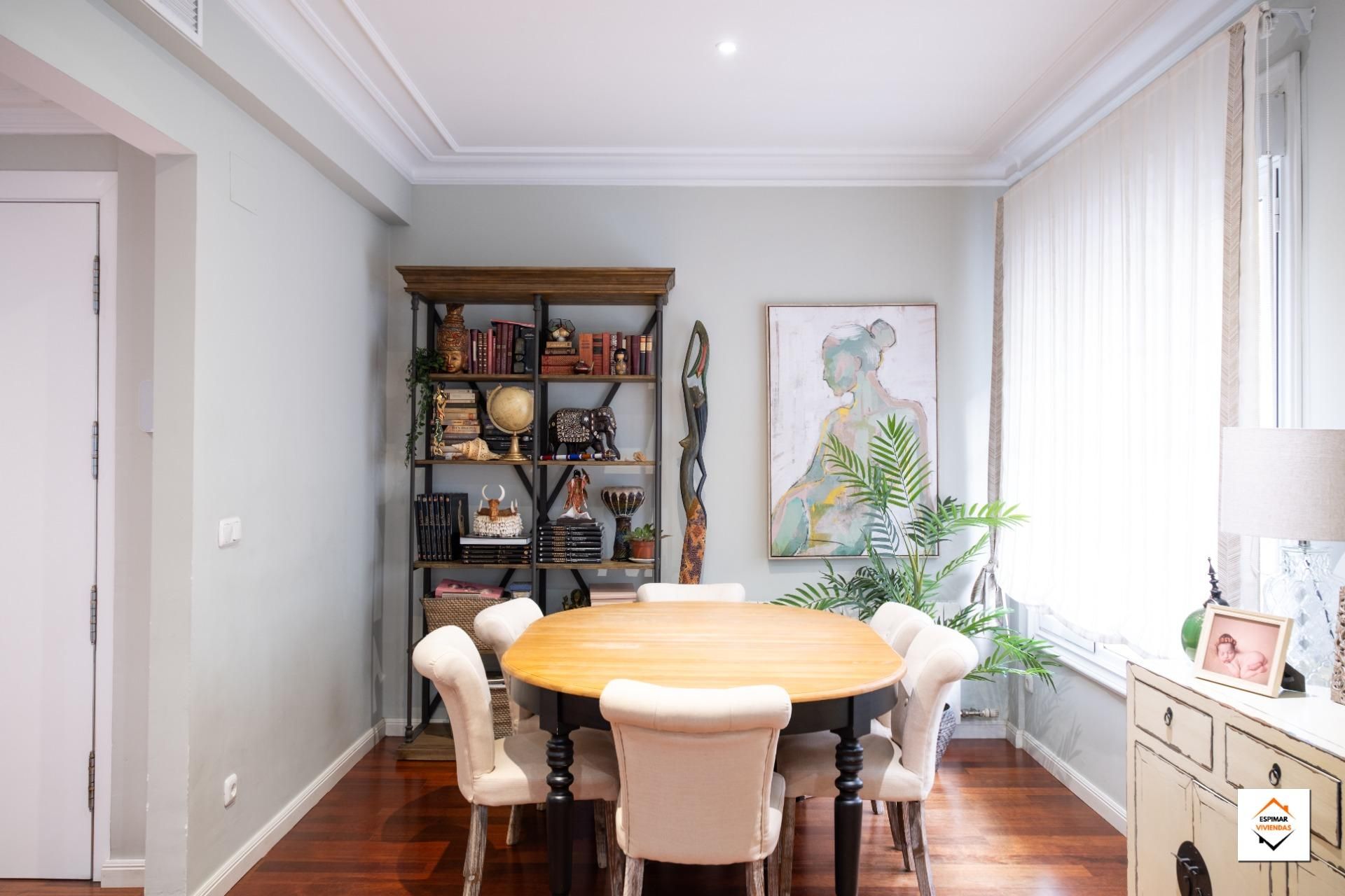 Menjador de Pis en venda en  Zaragoza Capital amb Aire condicionat, Calefacció i Parquet