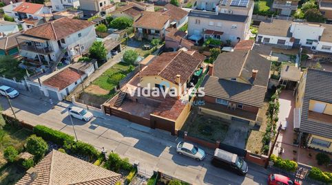 Foto 5 von Haus oder Chalet zum Verkauf in Carrer Magnòlies, Llinars del Vallès, Barcelona