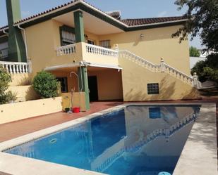 Swimming pool of House or chalet for sale in San Roque  with Air Conditioner, Heating and Private garden