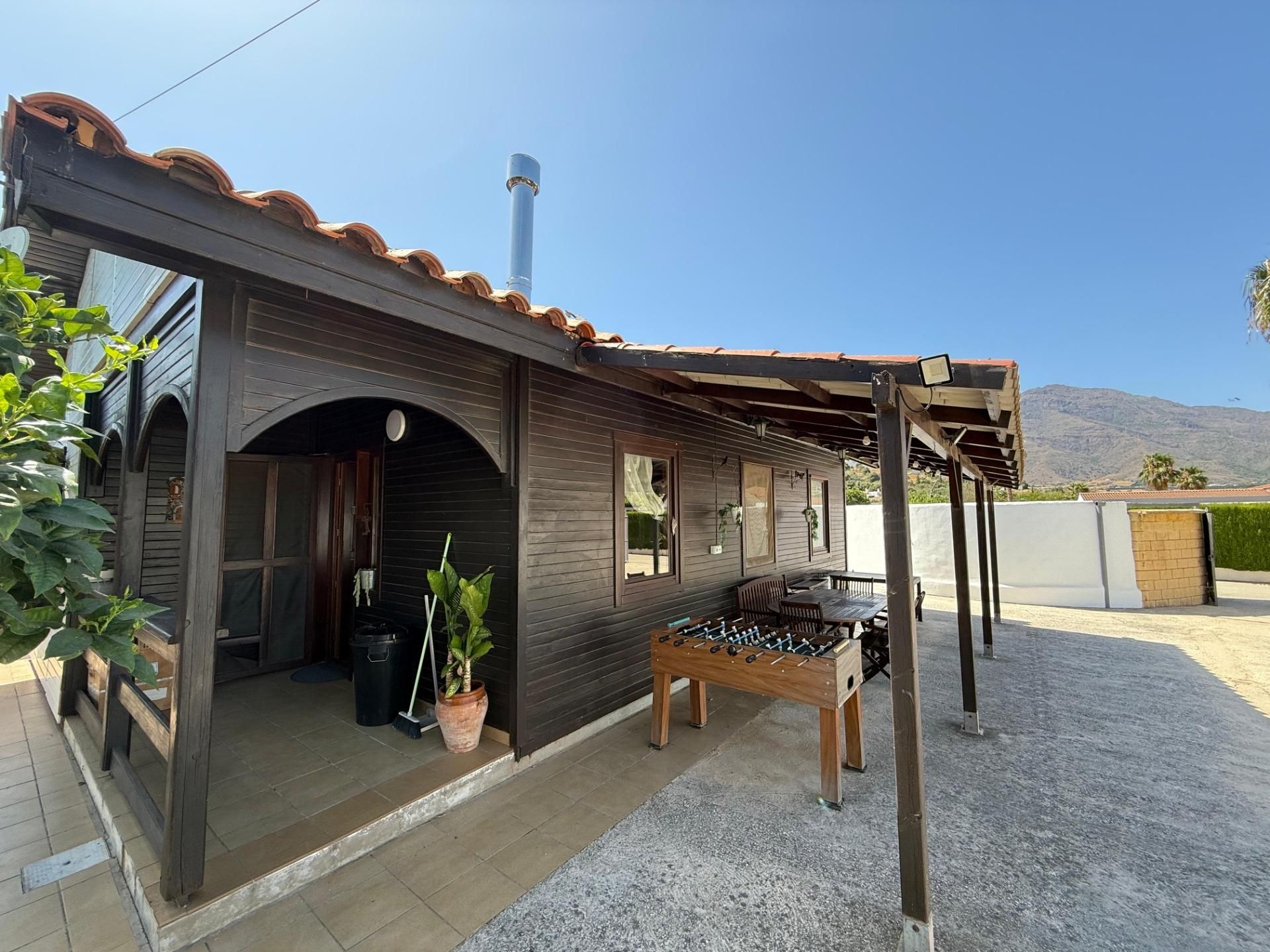 Exterior view of Country house for sale in Estepona  with Air Conditioner, Private garden and Swimming Pool