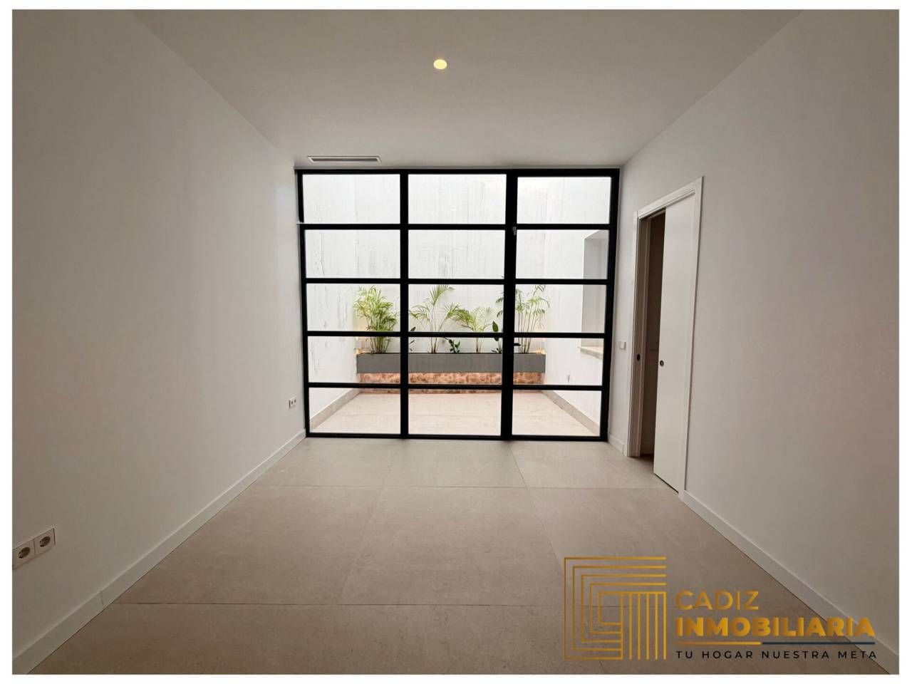 Wohnung zur Miete in  Cádiz Capital mit Klimaanlage und Möbliert