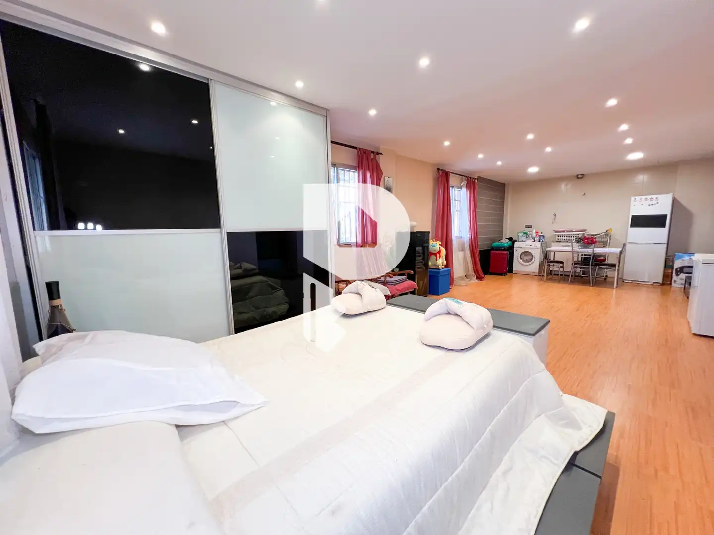 Dormitori de Casa o xalet en venda en Corbera de Llobregat amb Aire condicionat, Calefacció i Terrassa