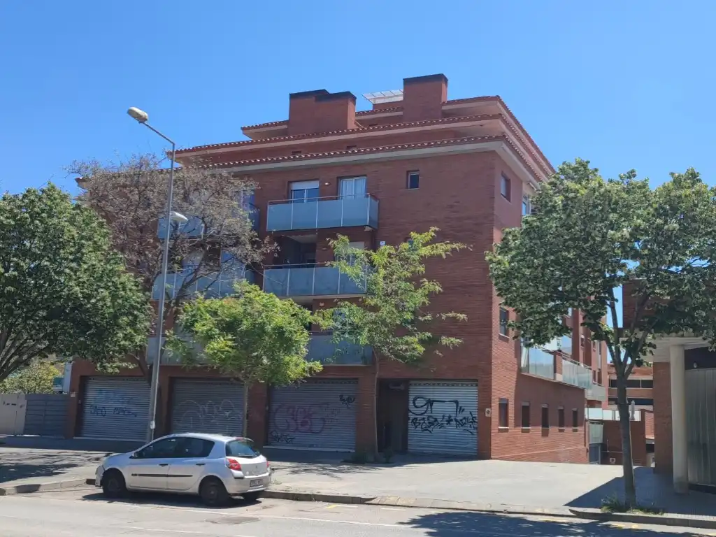 Pis amb ascensor en venda a Avenida Barcelona
