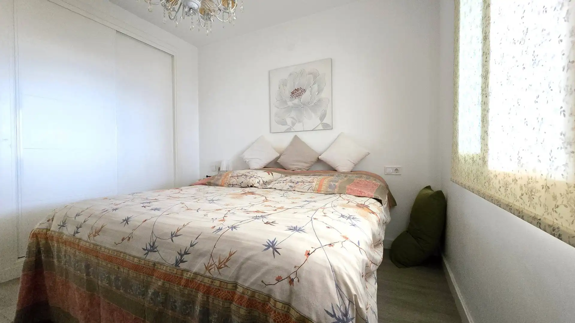 Dormitori de Dúplex en venda en Manilva amb Aire condicionat, Jardí privat i Terrassa