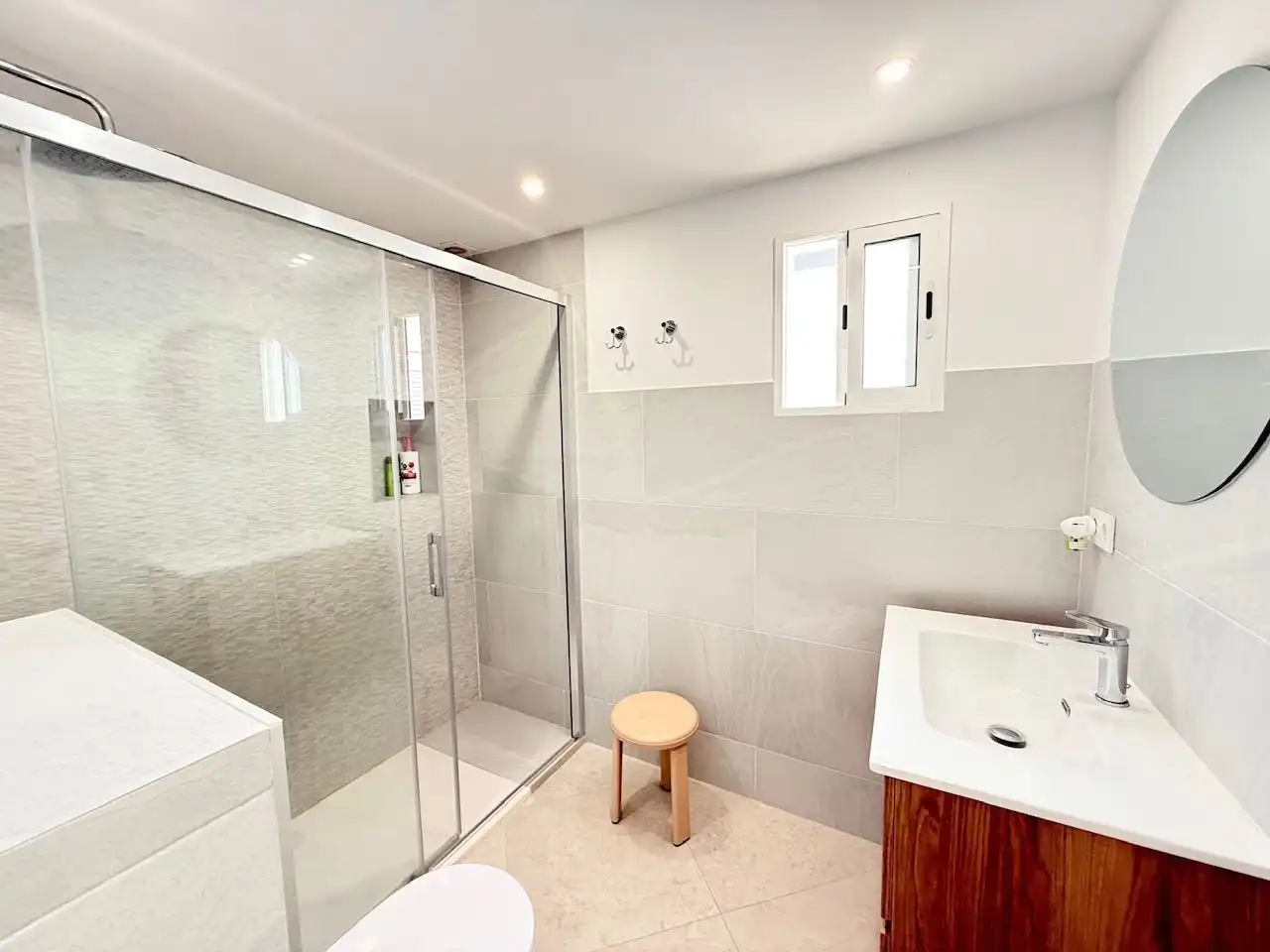Bathroom of Flat for sale in Torrox  with Furnished