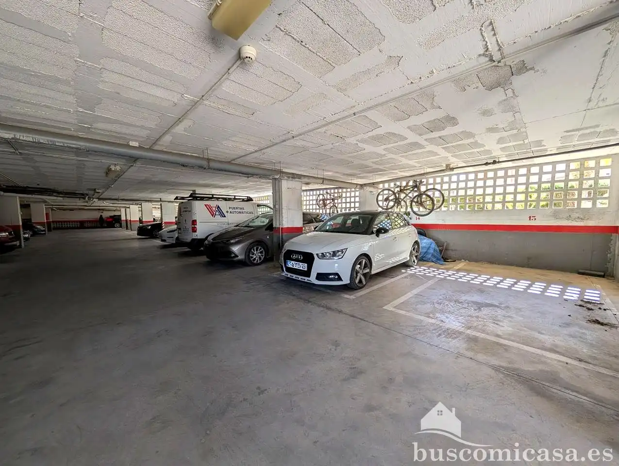 Parking de Planta baja en venta en Algarrobo con Jardín privado, Terraza y Amueblado