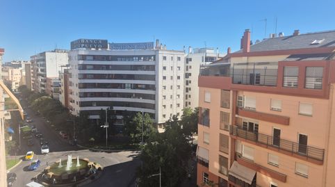 Amplio y luminoso piso de cuatro dormitorios, totalmente amueblad con dos baños, balcón y plaza de garaje, junto a el Corte Inglés, imatge 3